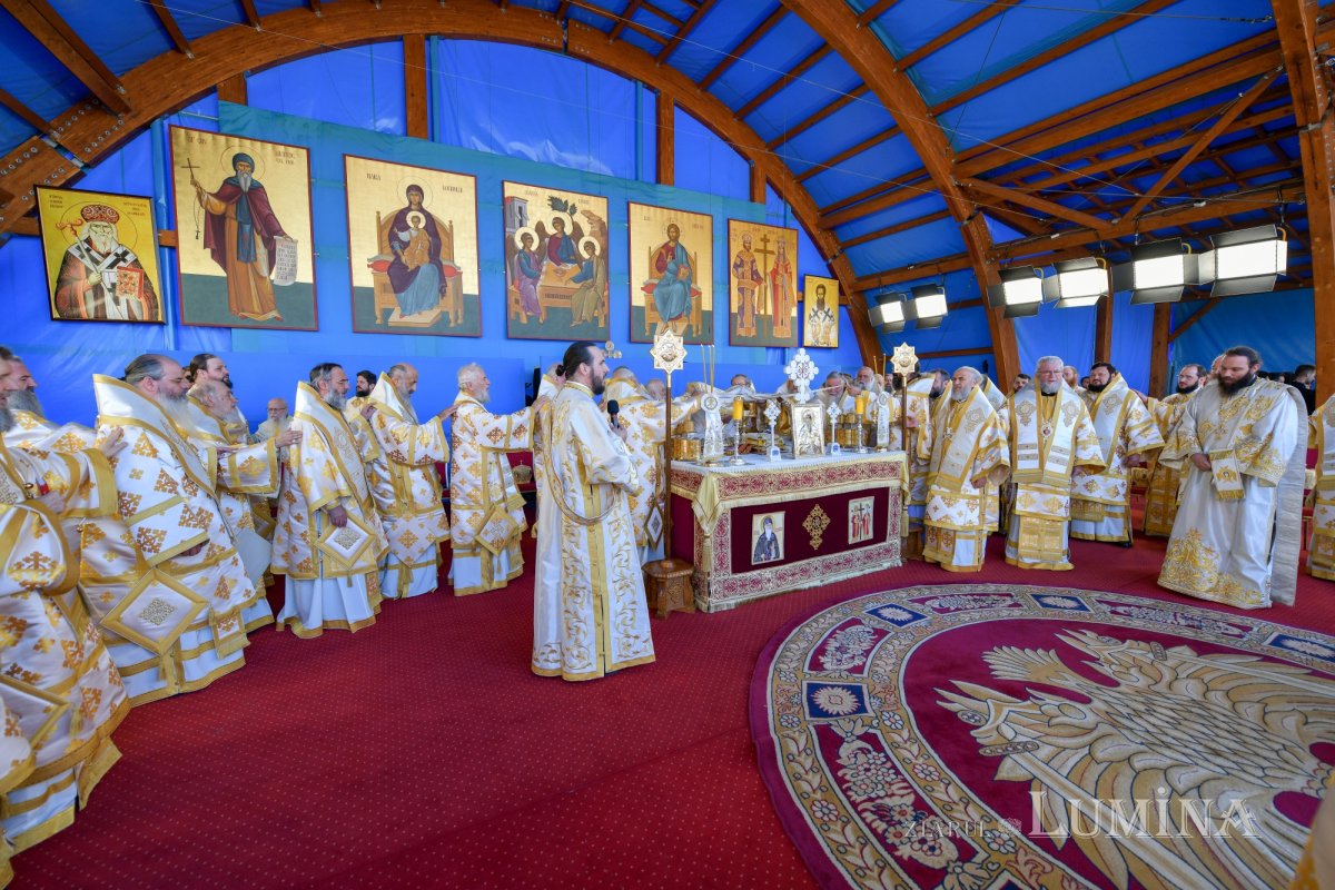 Sărbătoarea Ocrotitorului Bucureștilor pe Colina Patriarhiei 231909