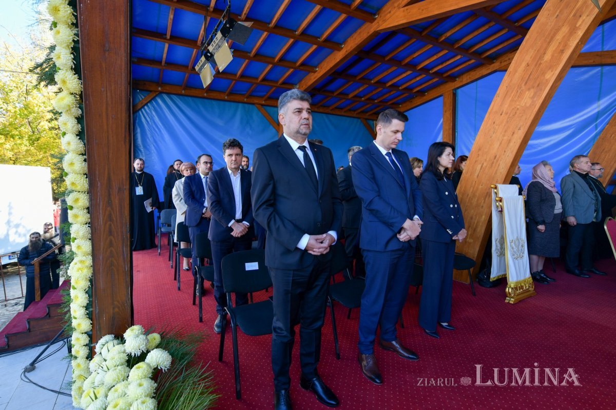 Sărbătoarea Ocrotitorului Bucureștilor pe Colina Patriarhiei 231911