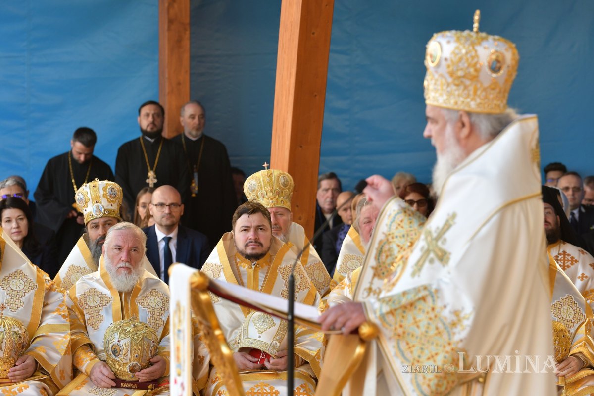 Sărbătoarea Ocrotitorului Bucureștilor pe Colina Patriarhiei 231924