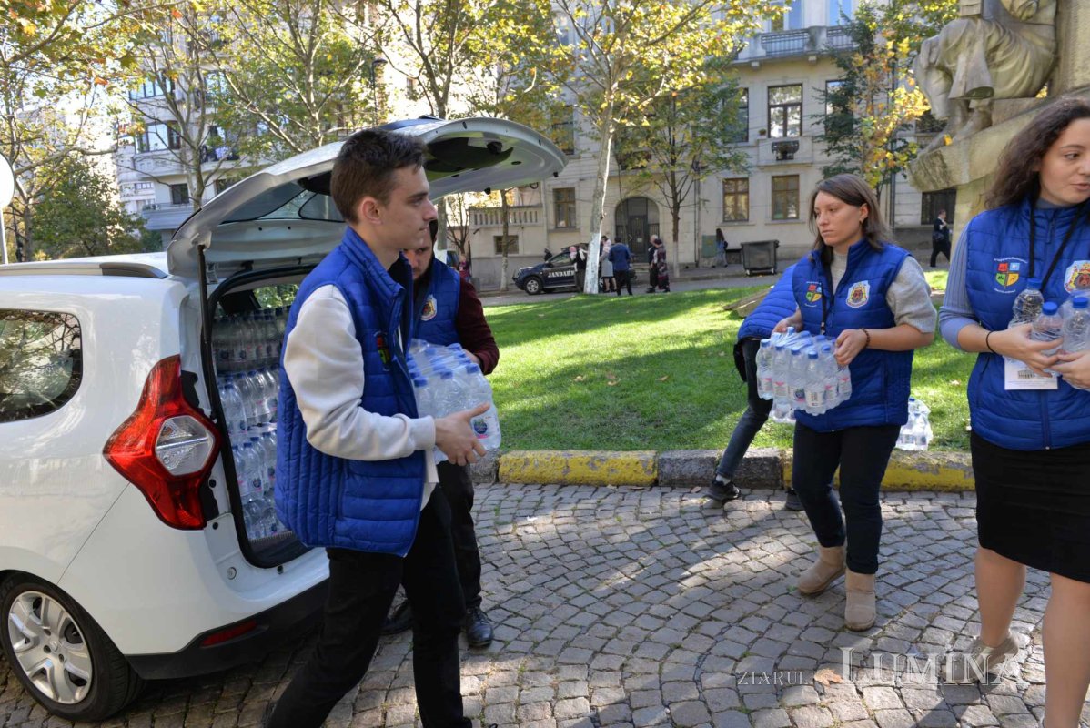 Daruri alimentare în ultima zi a pelerinajului din Capitală 232169