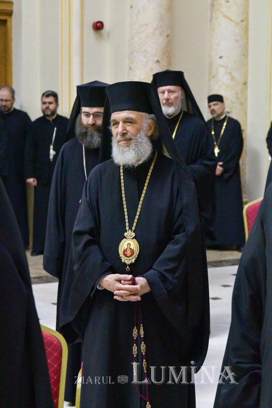 Întrunirea Sfântului Sinod la Palatul Patriarhiei 232088