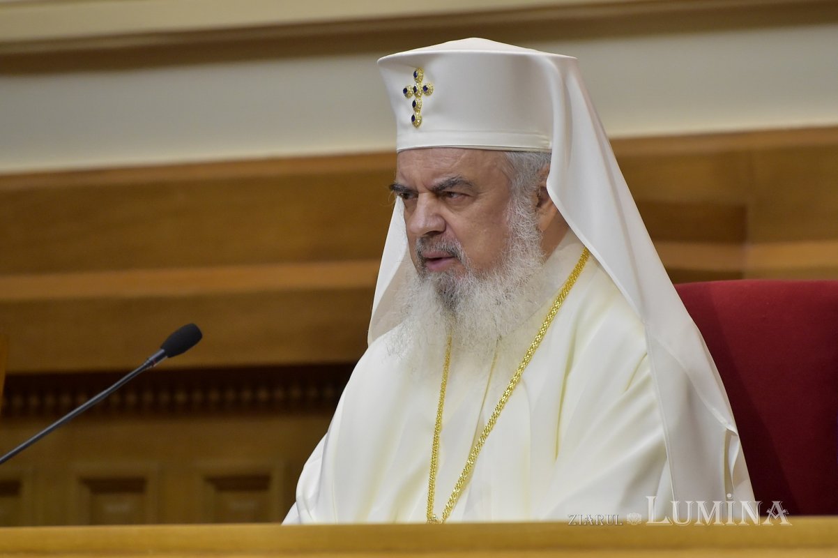 Întrunirea Sfântului Sinod la Palatul Patriarhiei 232123