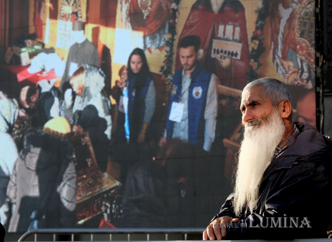 Pelerini pe Colina Bucuriei la sărbătoarea Sfântului Cuvios Dimitrie cel Nou, Ocrotitorul Bucureştilor 232040