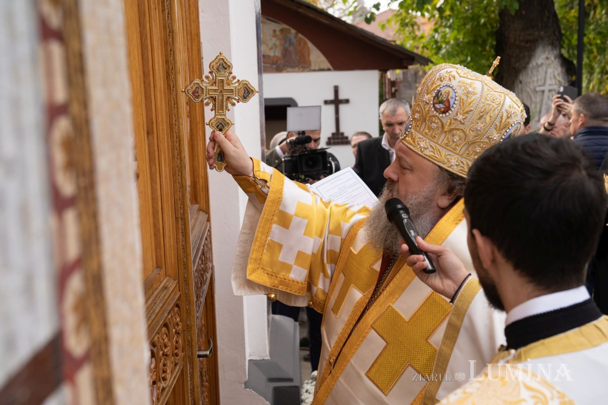 Înnoire la Parohia Cărămidarii de Sus-Grozăvești 232250