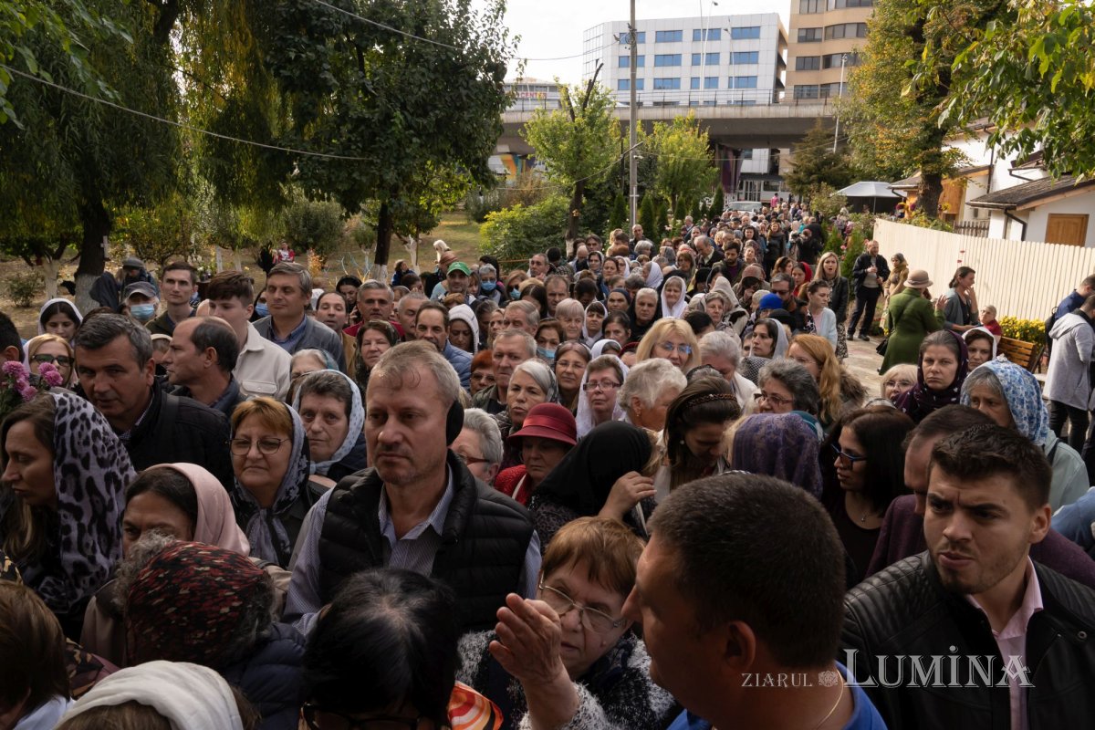 Înnoire la Parohia Cărămidarii de Sus-Grozăvești 232269