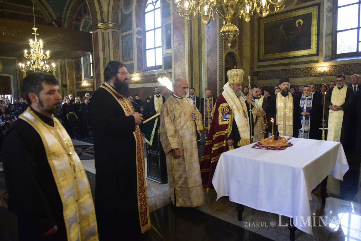 Noul protopop de Bran-Zărnești a fost instalat 232504