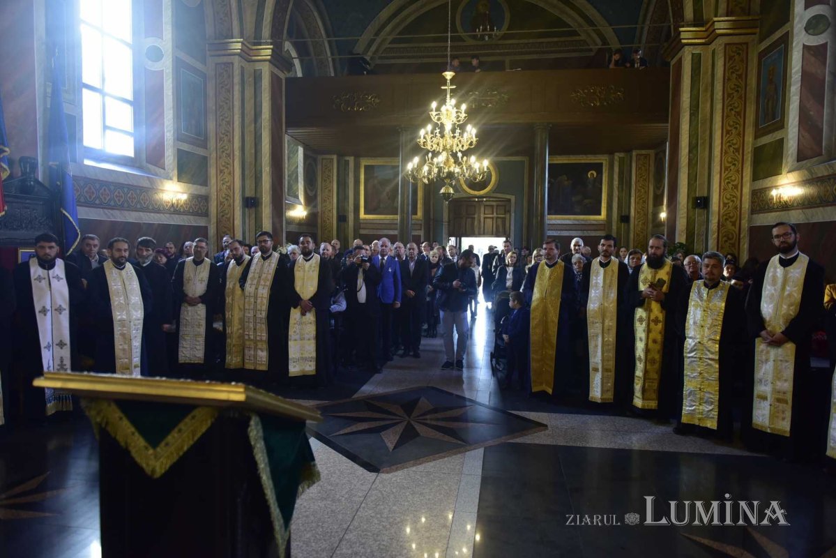 Noul protopop de Bran-Zărnești a fost instalat 232507