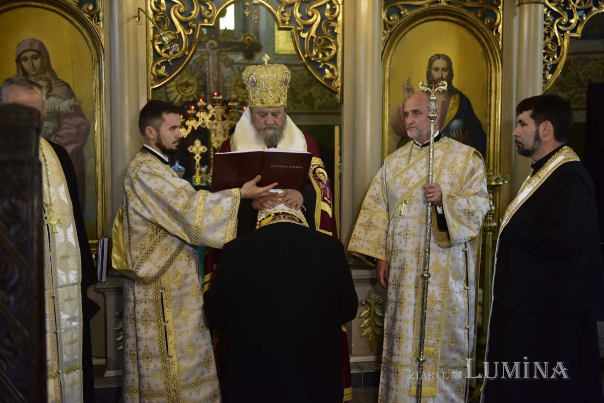 Noul protopop de Bran-Zărnești a fost instalat 232508