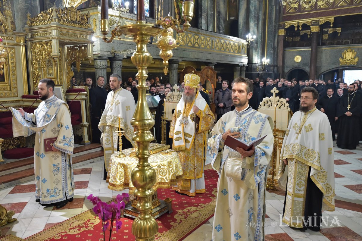 Clericii din județul Prahova s-au reunit la Palatul Patriarhiei 232611