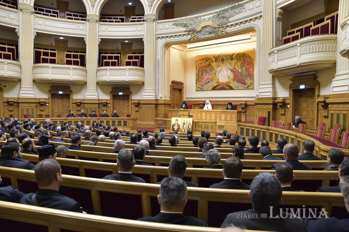 Clericii din județul Prahova s-au reunit la Palatul Patriarhiei 232628