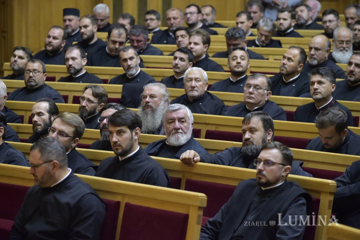 Clericii din județul Prahova s-au reunit la Palatul Patriarhiei 232633