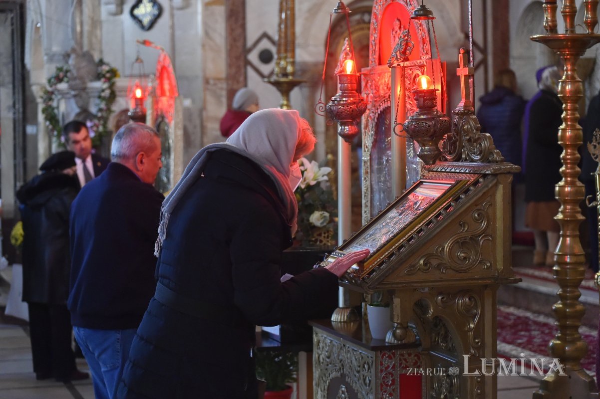 Biserica Parohiei Parcul Domeniilor-Cașin și-a cinstit ocrotitorii 233189