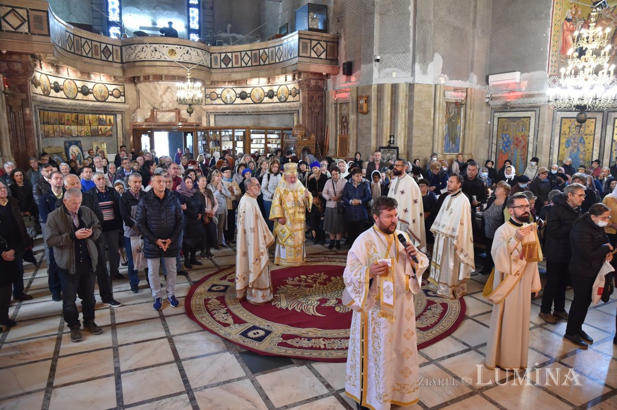 Biserica Parohiei Parcul Domeniilor-Cașin și-a cinstit ocrotitorii 233213