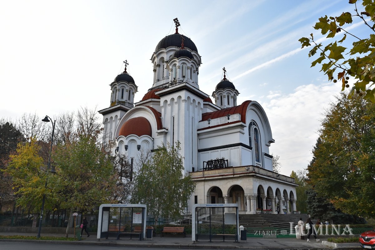 Biserica Parohiei Parcul Domeniilor-Cașin și-a cinstit ocrotitorii 233226