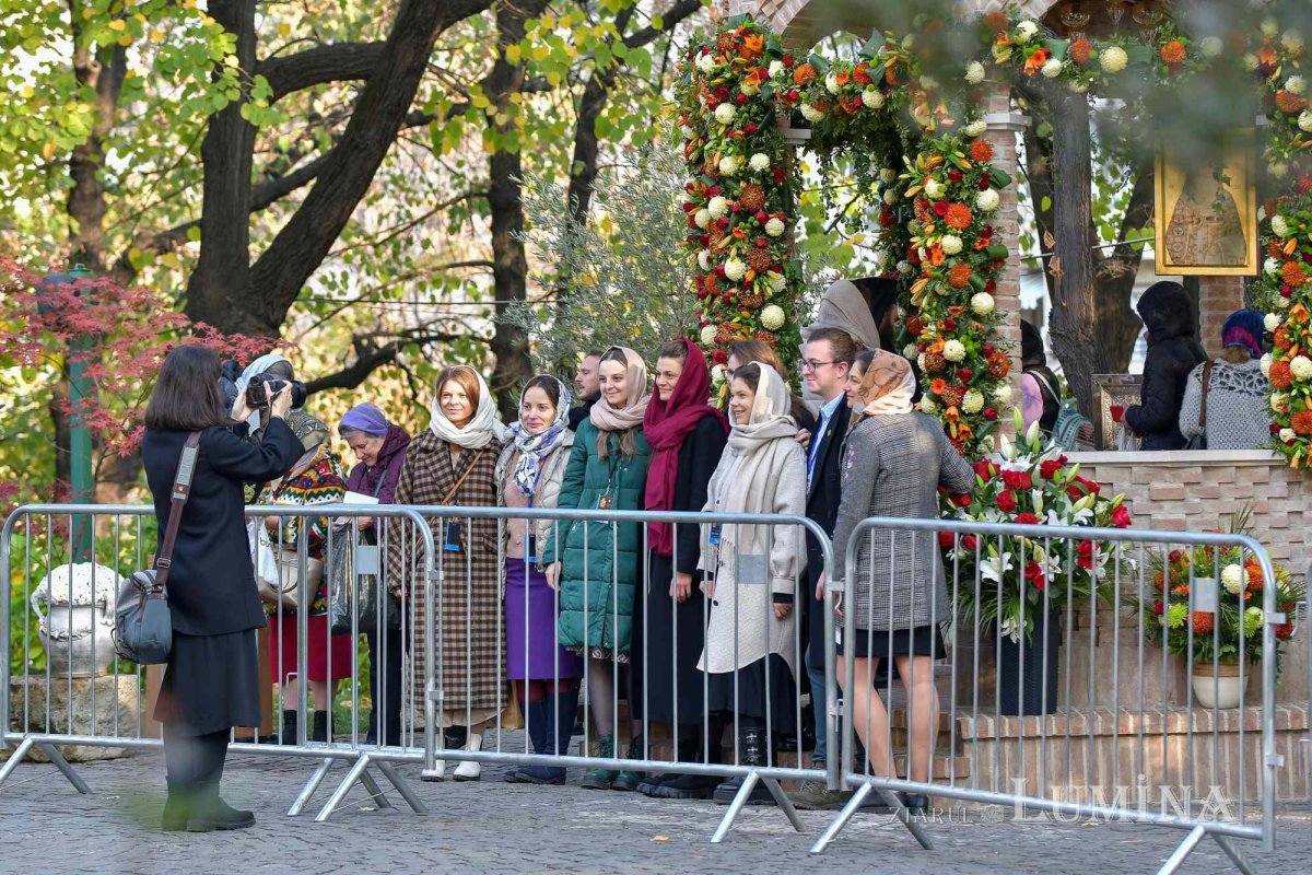 Fluviu de mulțumire către Sfântul Nectarie Taumaturgul 233362