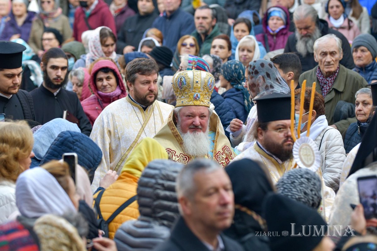 Fluviu de mulțumire către Sfântul Nectarie Taumaturgul 233365