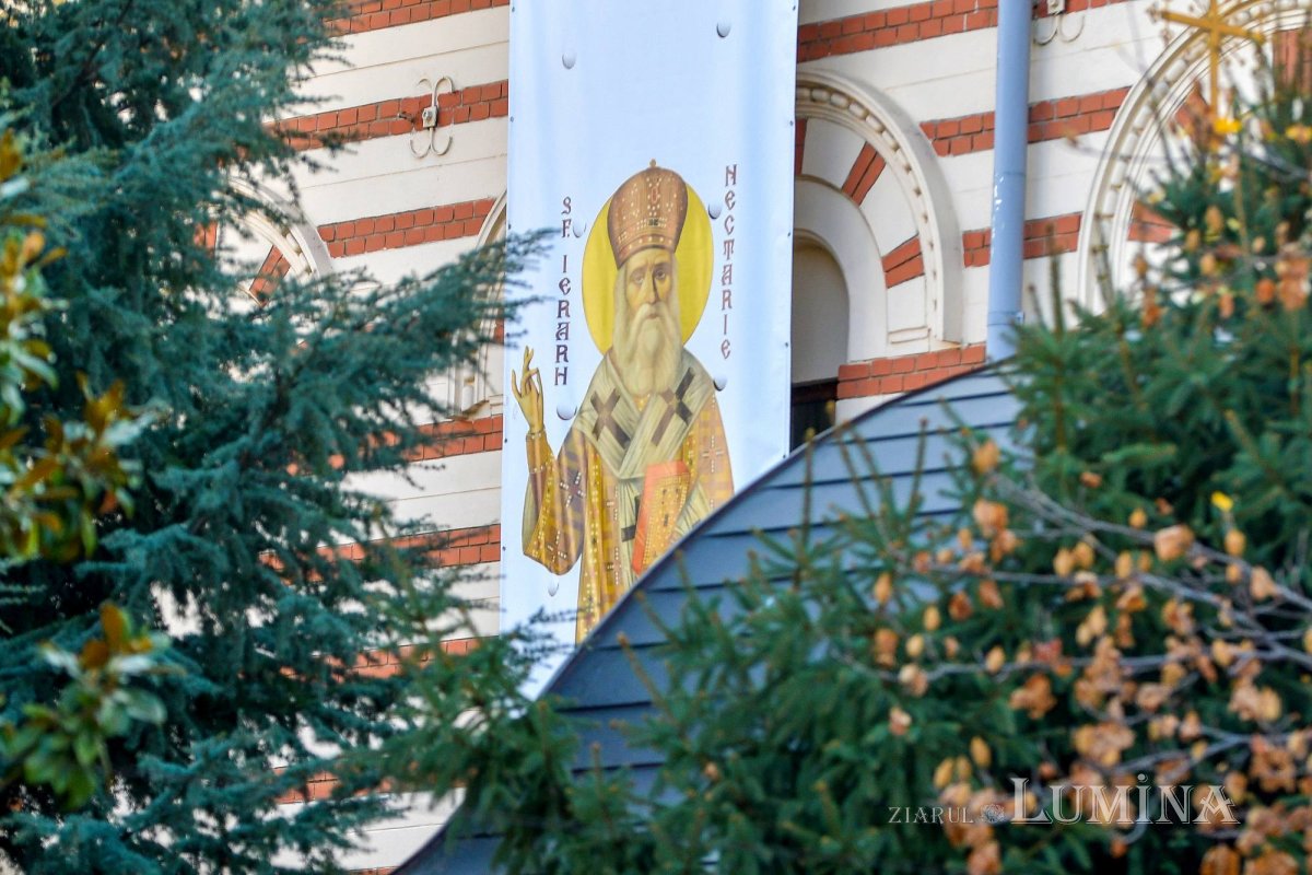 Fluviu de mulțumire către Sfântul Nectarie Taumaturgul 233397