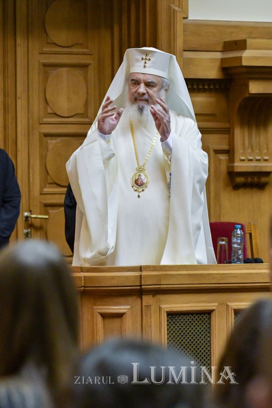 Gala voluntarilor „Tineri în acțiune!” la Palatul Patriarhiei 233557