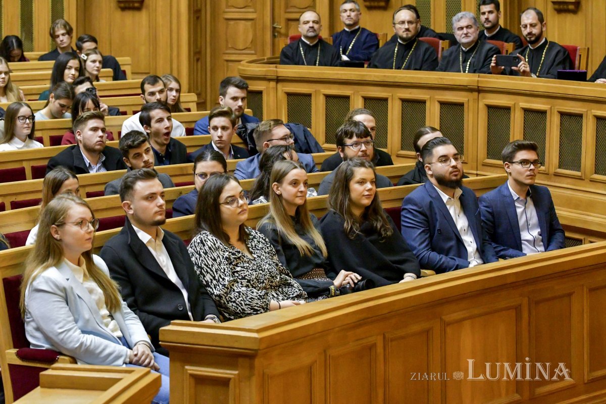 Gala voluntarilor „Tineri în acțiune!” la Palatul Patriarhiei 233574