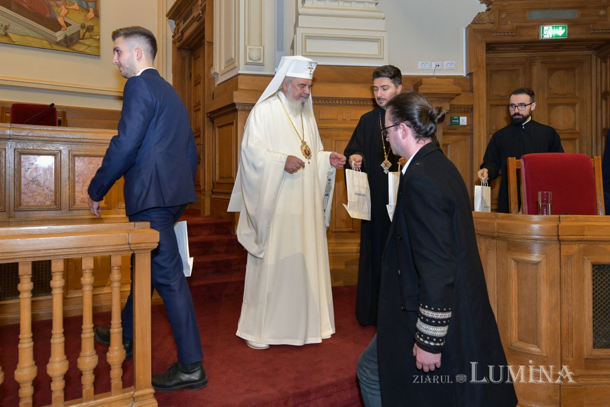 Gala voluntarilor „Tineri în acțiune!” la Palatul Patriarhiei 233588