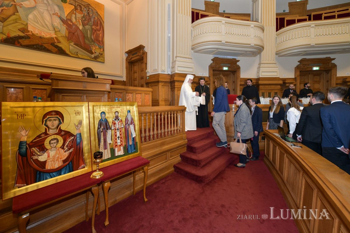 Gala voluntarilor „Tineri în acțiune!” la Palatul Patriarhiei 233593