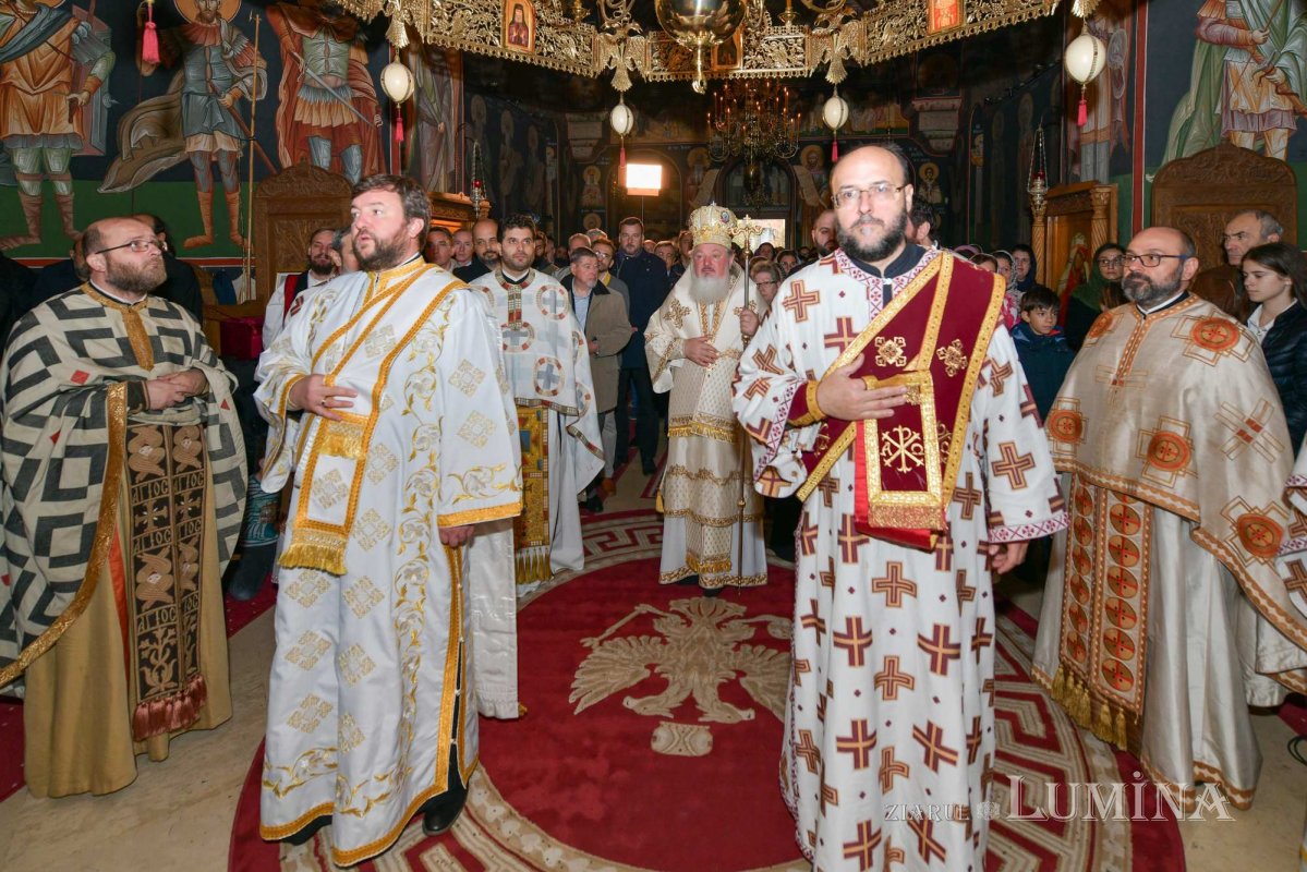 Binecuvântare la Biserica Sfântului Grigorie Palama din București 233985