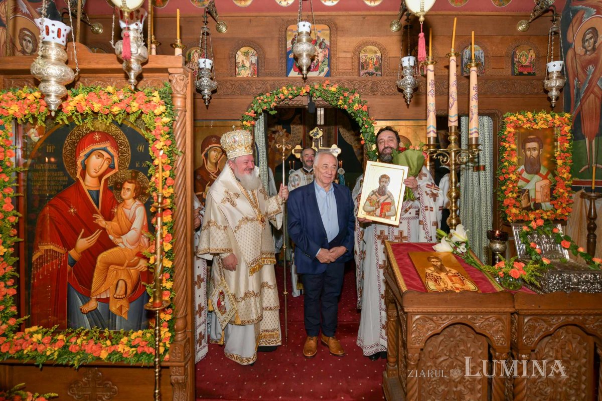 Binecuvântare la Biserica Sfântului Grigorie Palama din București 234008