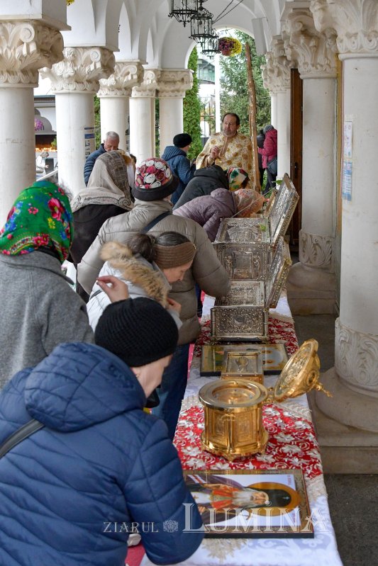 Starețul isihast al Mănăstirii Neamț sărbătorit în Capitală 234194