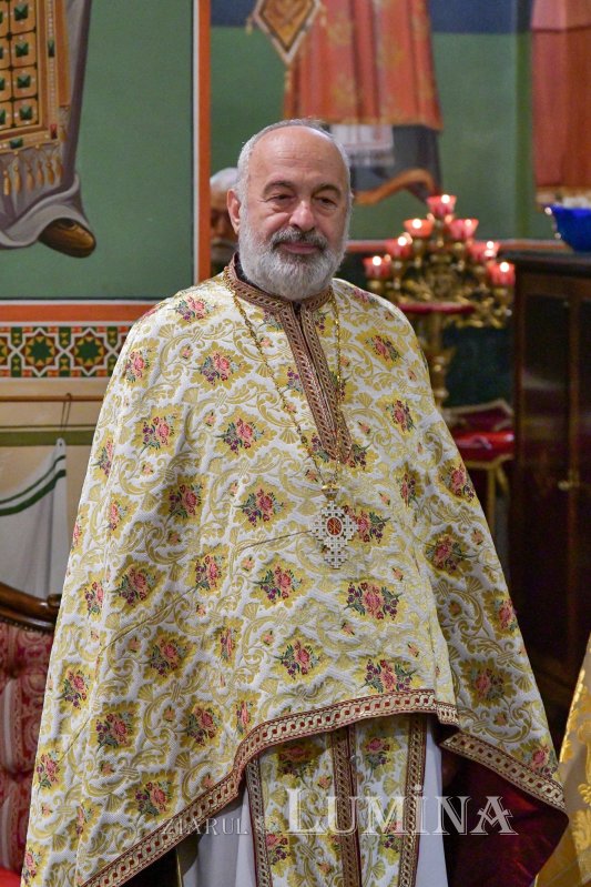 Starețul isihast al Mănăstirii Neamț sărbătorit în Capitală 234204