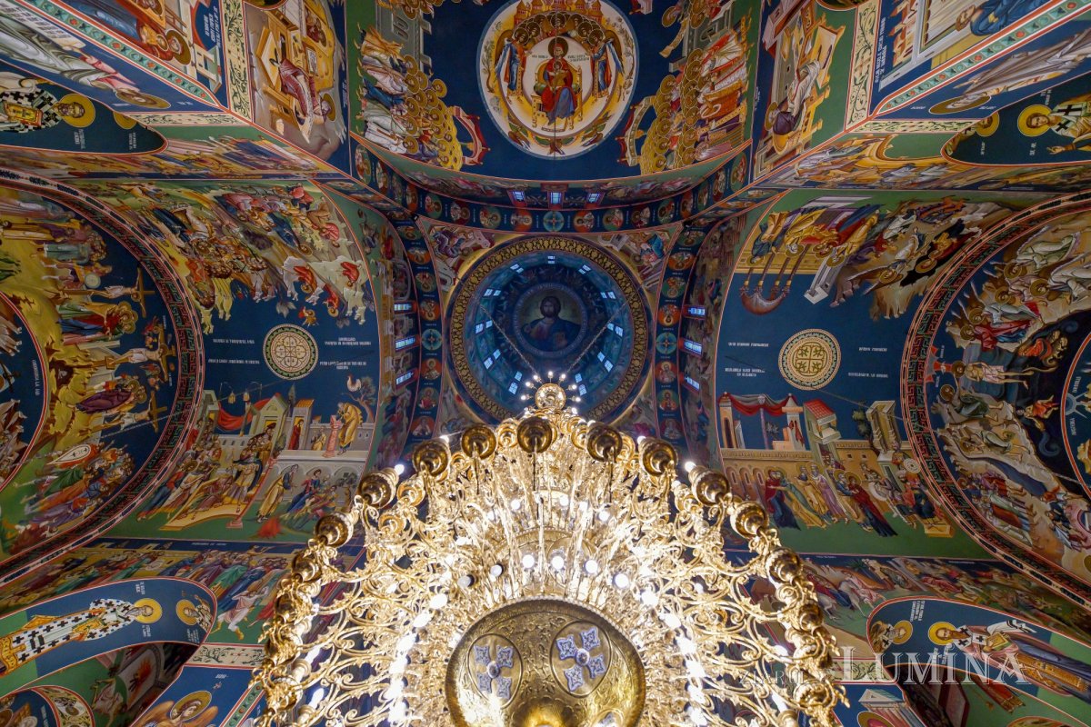 Starețul isihast al Mănăstirii Neamț sărbătorit în Capitală 234231