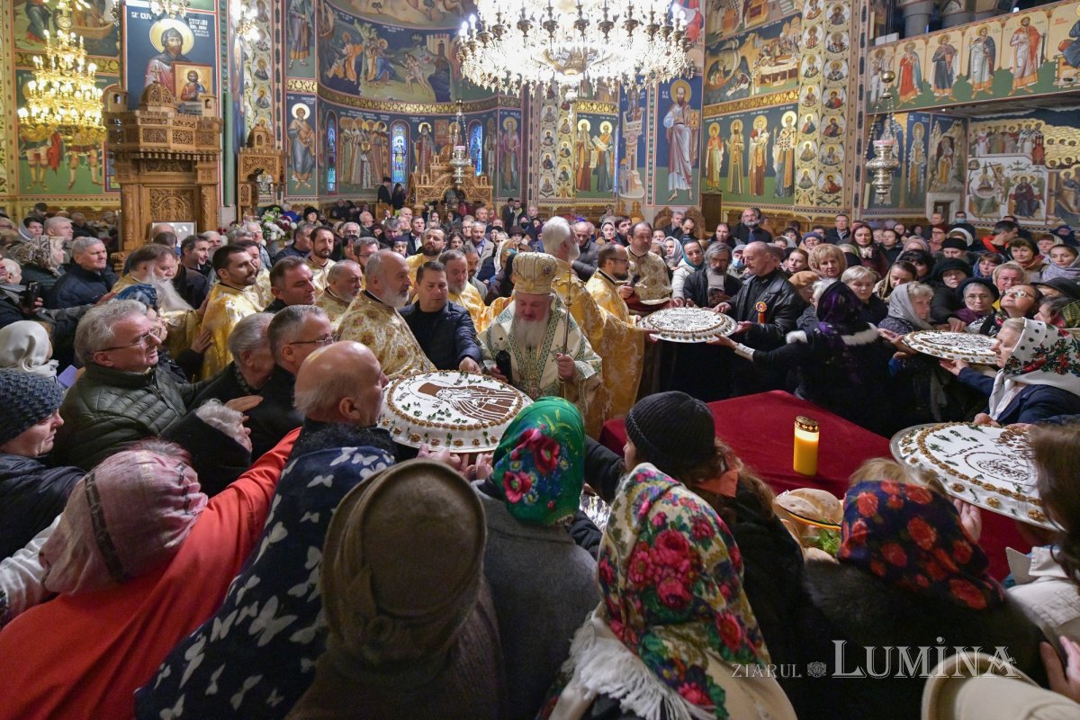 Starețul isihast al Mănăstirii Neamț sărbătorit în Capitală 234248