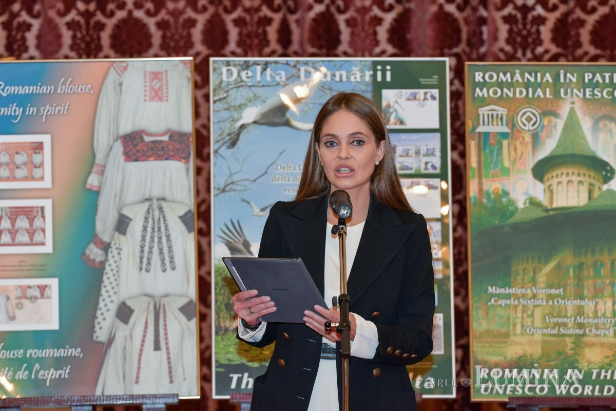 Expoziţie-eveniment la Palatul Parlamentului 234358