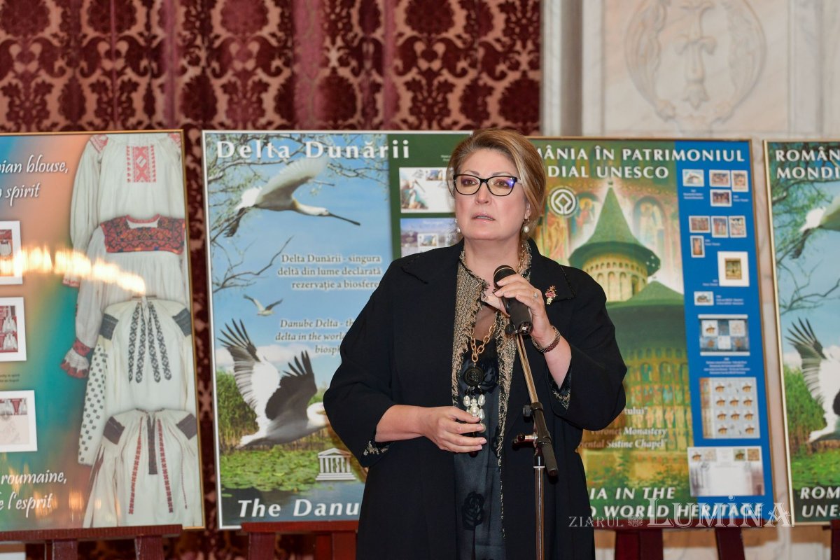 Expoziţie-eveniment la Palatul Parlamentului 234364