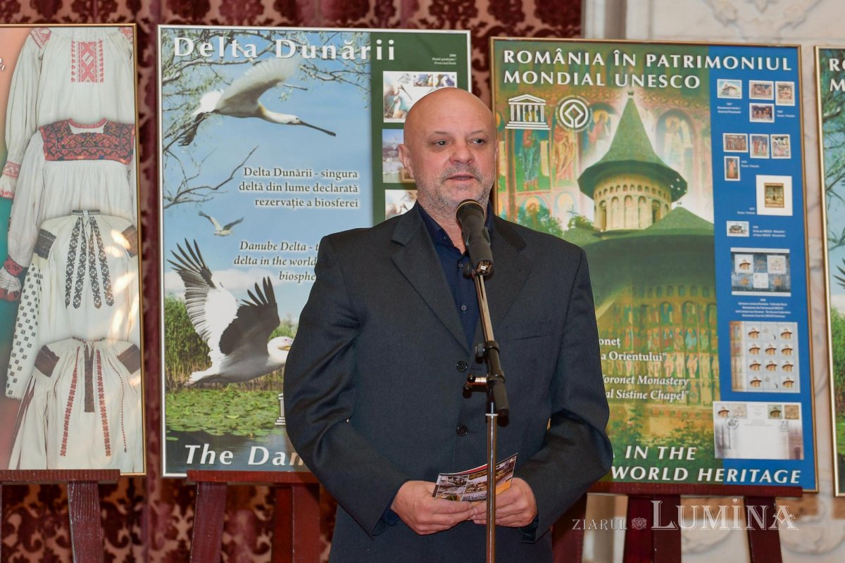 Expoziţie-eveniment la Palatul Parlamentului 234365