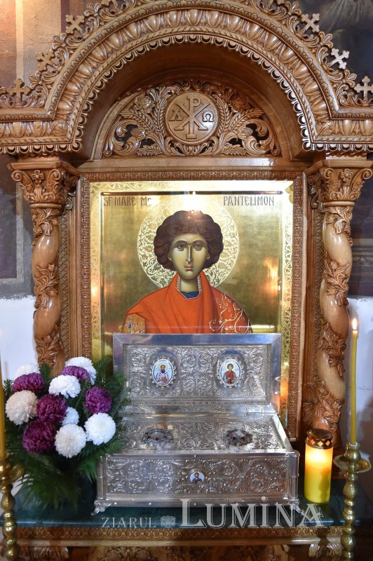 Binecuvântare și înnoire la Schitul Măgureanu din București 234755