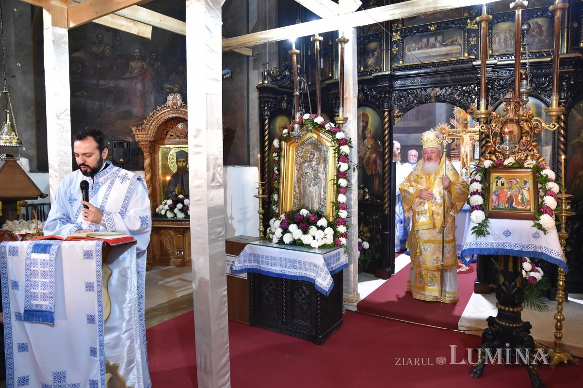 Binecuvântare și înnoire la Schitul Măgureanu din București 234783