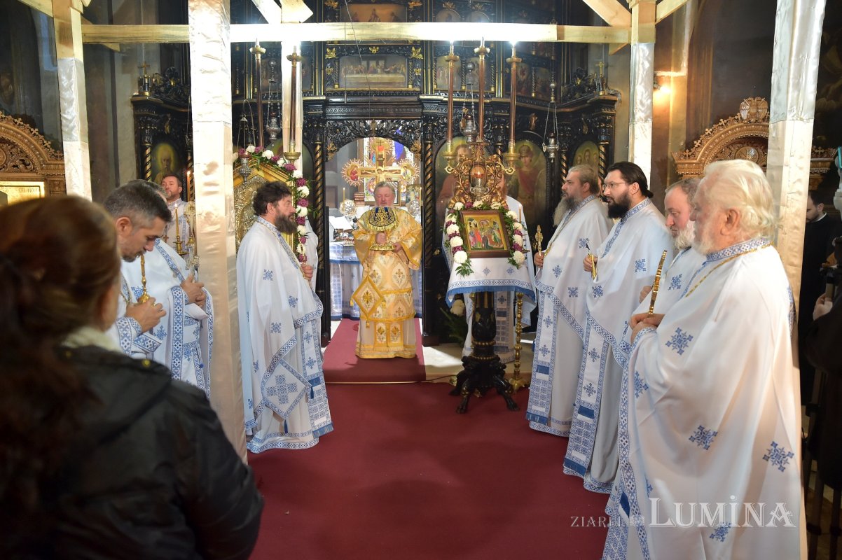 Binecuvântare și înnoire la Schitul Măgureanu din București 234787