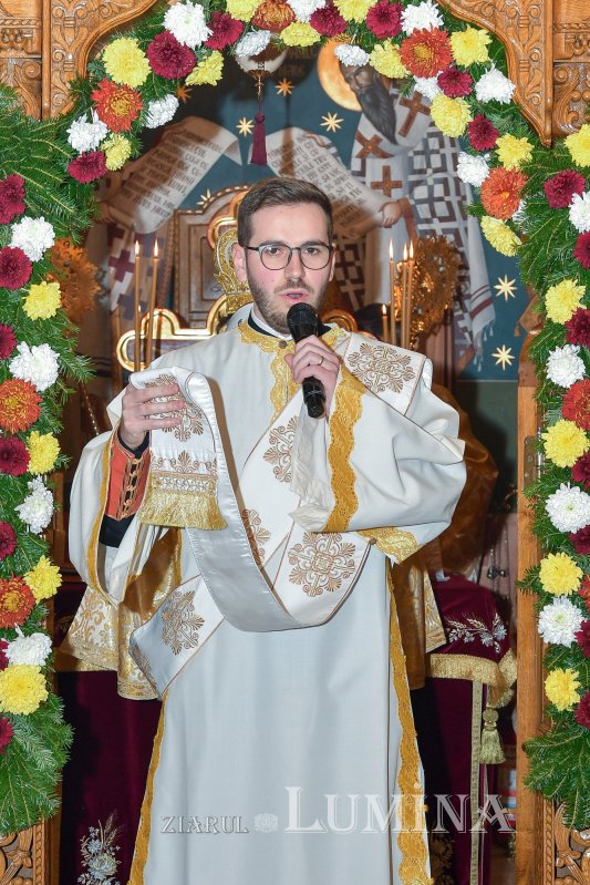 Cuviosul Antonie de la Iezerul Vâlcii sărbătorit în Capitală 235062