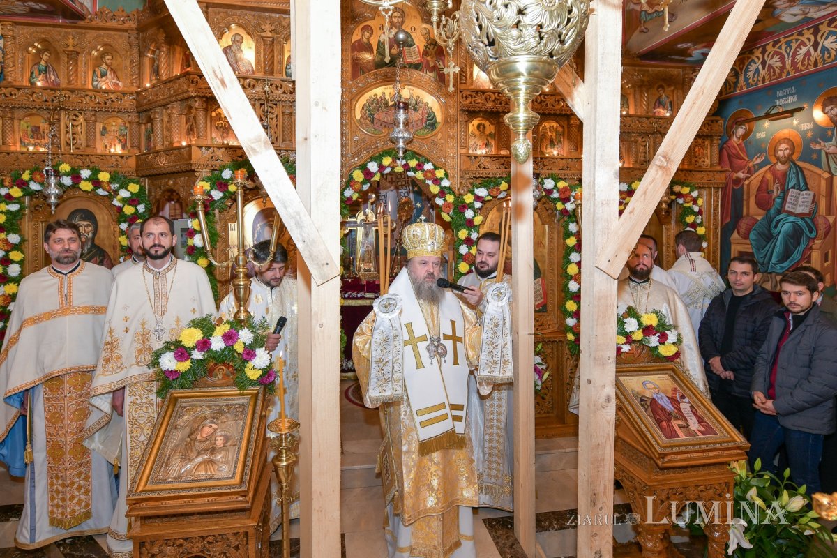 Cuviosul Antonie de la Iezerul Vâlcii sărbătorit în Capitală 235066