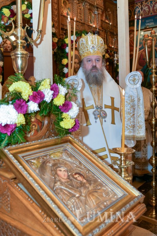 Cuviosul Antonie de la Iezerul Vâlcii sărbătorit în Capitală 235068