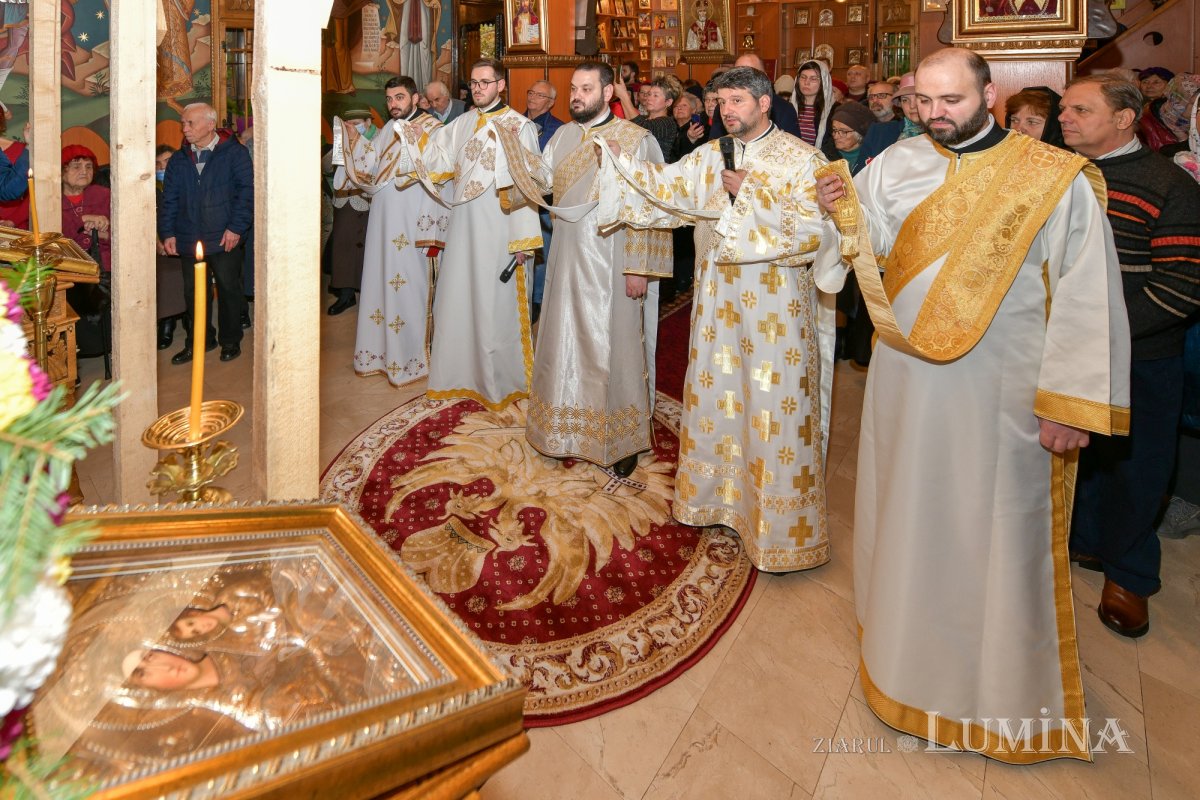 Cuviosul Antonie de la Iezerul Vâlcii sărbătorit în Capitală 235074