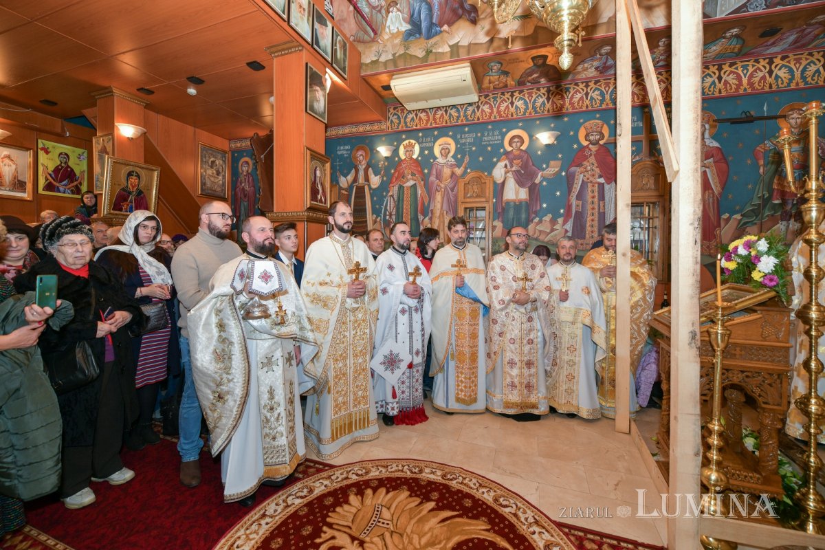 Cuviosul Antonie de la Iezerul Vâlcii sărbătorit în Capitală 235077