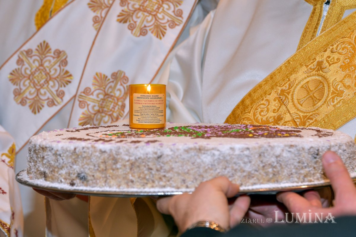 Cuviosul Antonie de la Iezerul Vâlcii sărbătorit în Capitală 235086