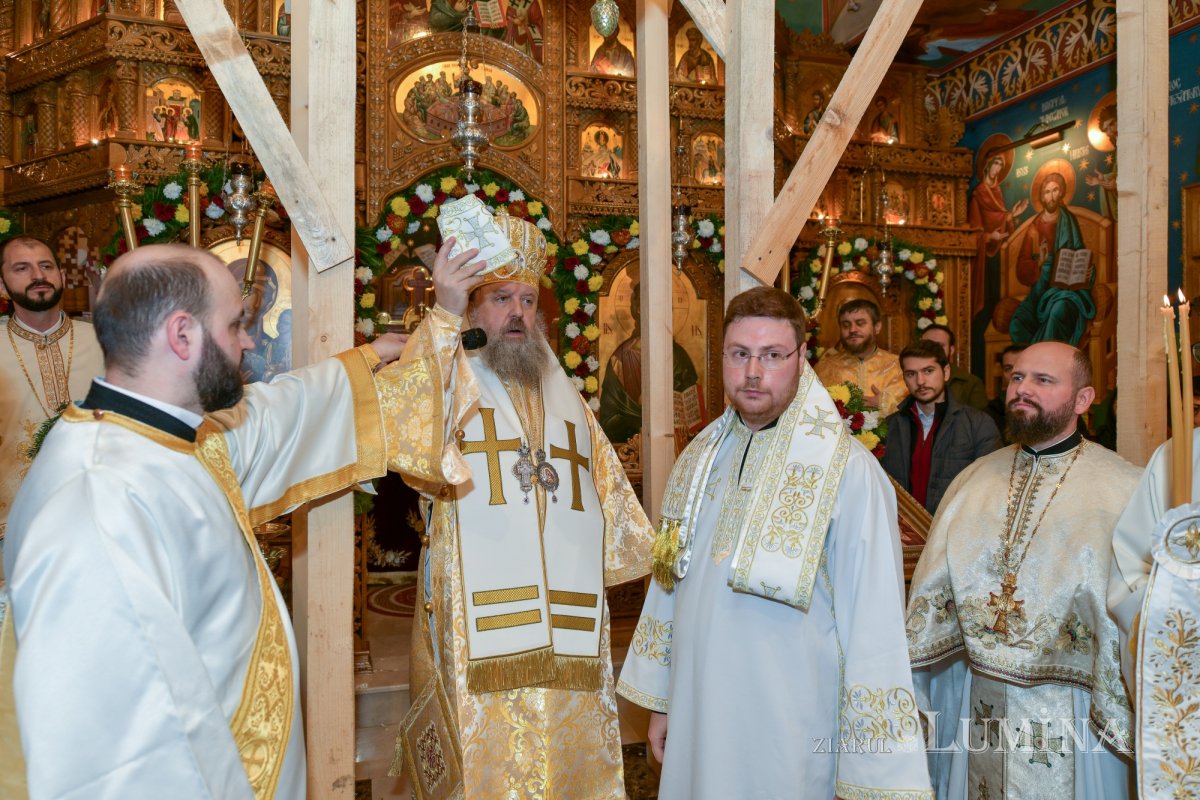 Cuviosul Antonie de la Iezerul Vâlcii sărbătorit în Capitală 235092