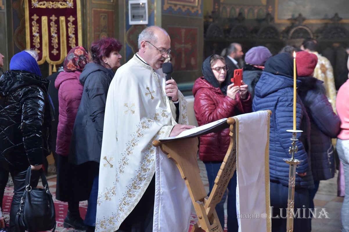Odor duhovnicesc în Parohia „Sfântul Nicolae”-Vlădica din Bucureşti 235333