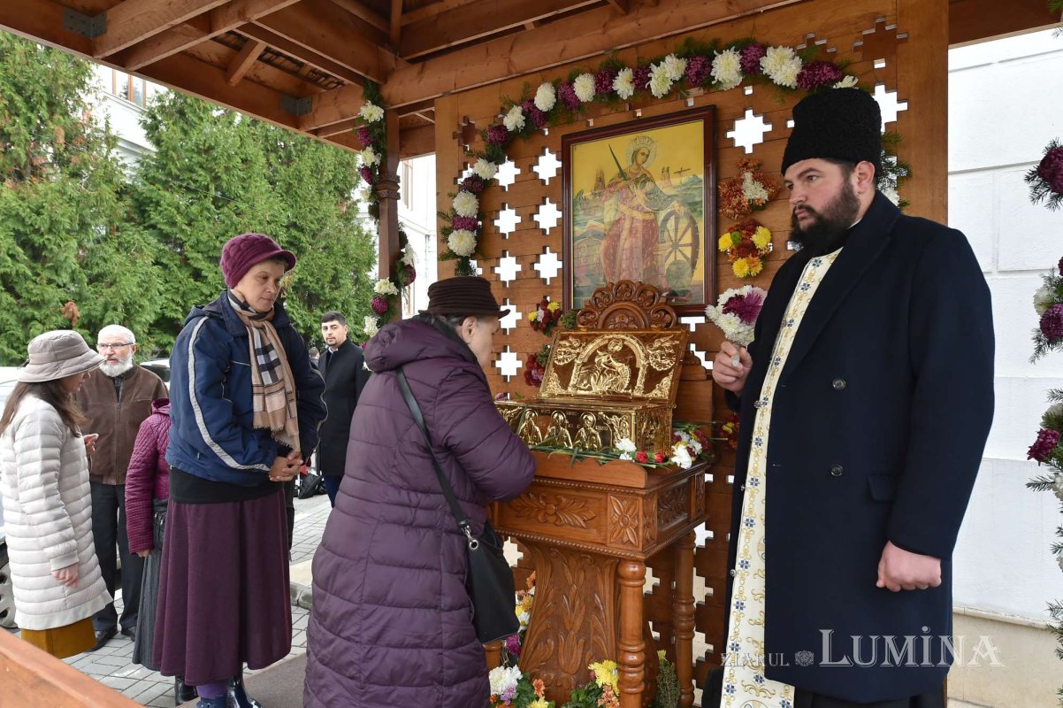 Zi de hram la paraclisul Facultății de Teologie „Justinian Patriarhul” 235273