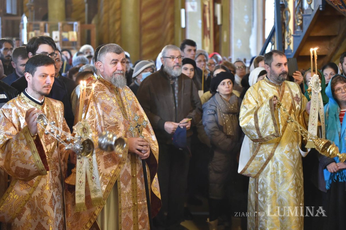 Zi de hram la paraclisul Facultății de Teologie „Justinian Patriarhul” 235278