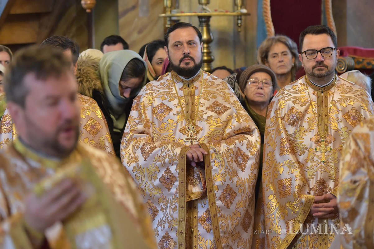 Zi de hram la paraclisul Facultății de Teologie „Justinian Patriarhul” 235295