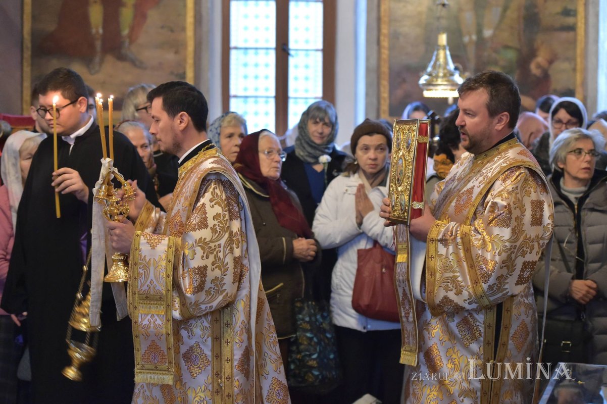 Zi de hram la paraclisul Facultății de Teologie „Justinian Patriarhul” 235301
