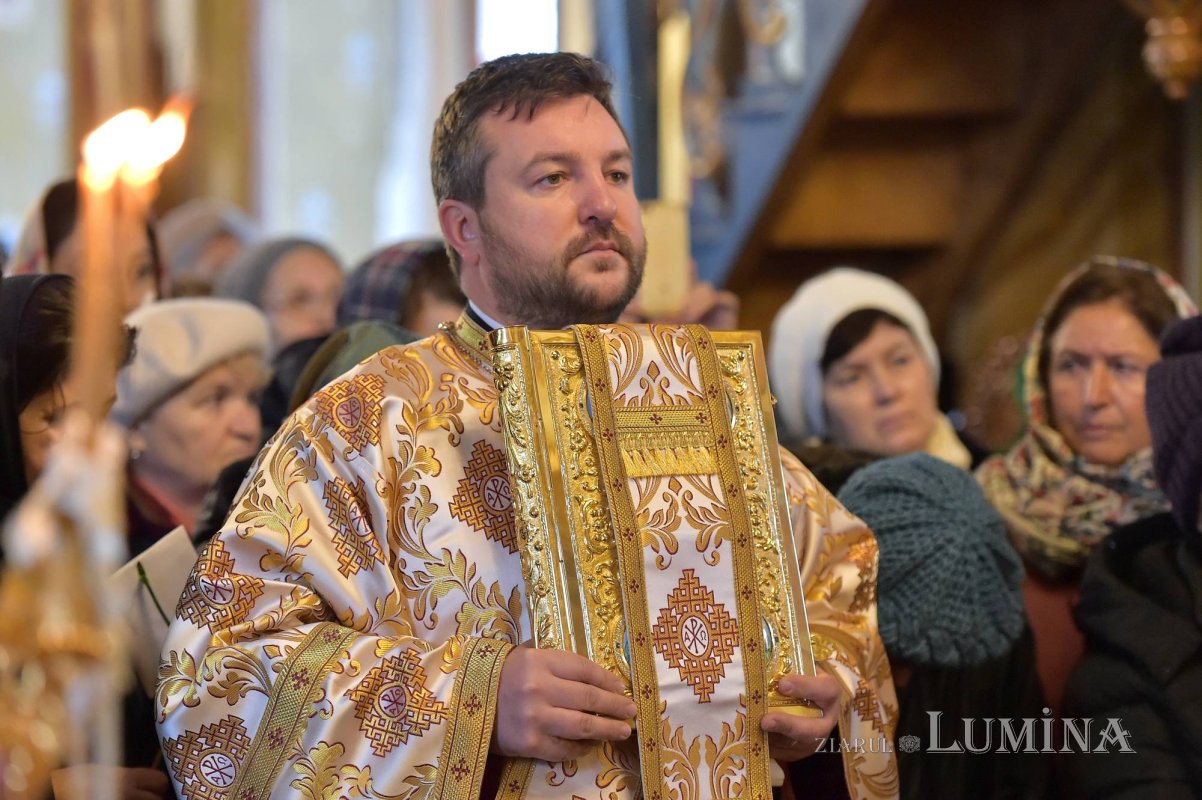 Zi de hram la paraclisul Facultății de Teologie „Justinian Patriarhul” 235311